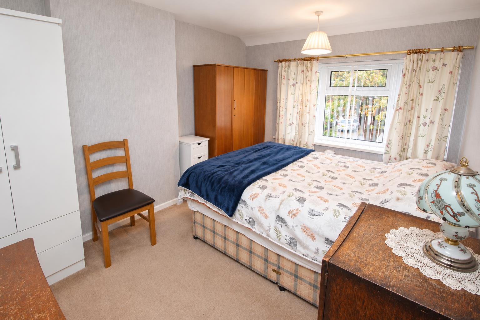 Fullbrook Crescent, Tilehurst, Reading